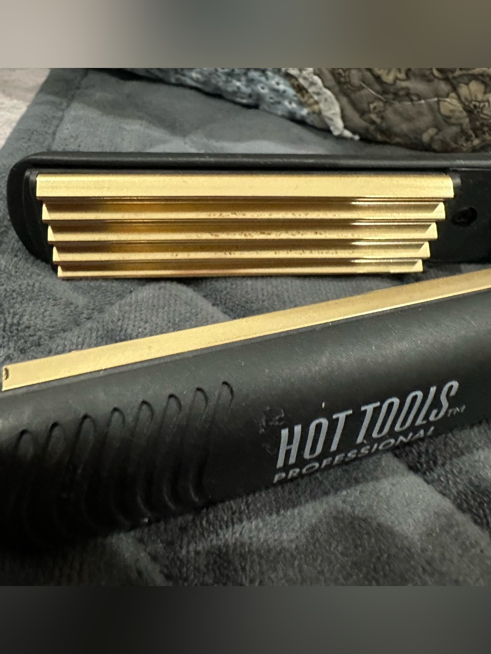 Hot Tools Professional Black & Gold Crimping Iron - Picture 2 of 2
